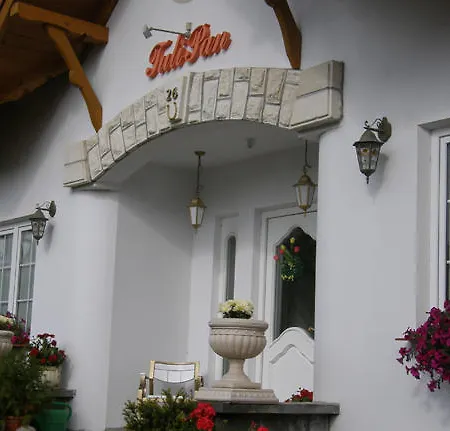 Dom Tulipan Semesterbostad